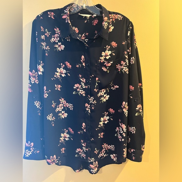 Long Sleeve Floral Blouse - Picture 1 of 4